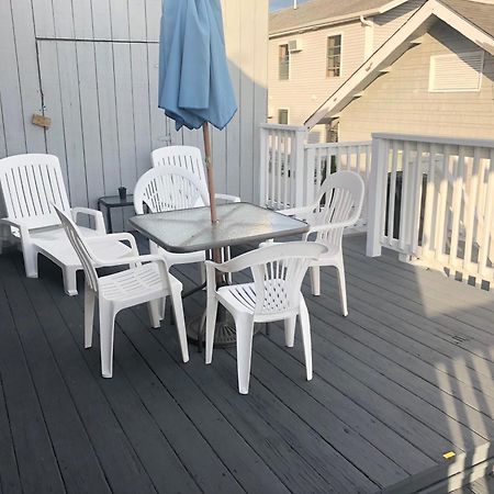 Sandpiper Beachfront Motel Олд Орчард Бийч Екстериор снимка