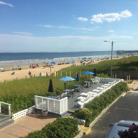 Sandpiper Beachfront Motel Олд Орчард Бийч Екстериор снимка