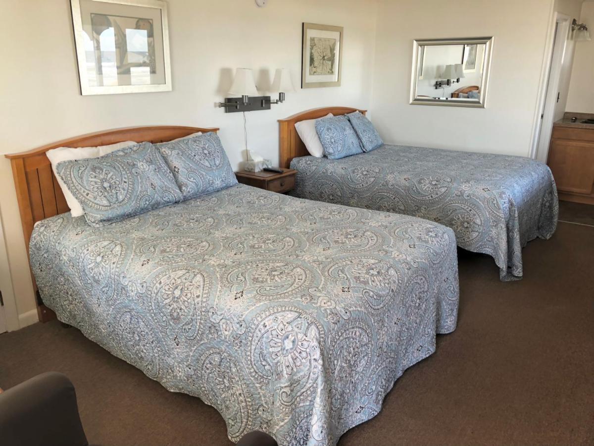 Sandpiper Beachfront Motel Олд Орчард Бийч Екстериор снимка