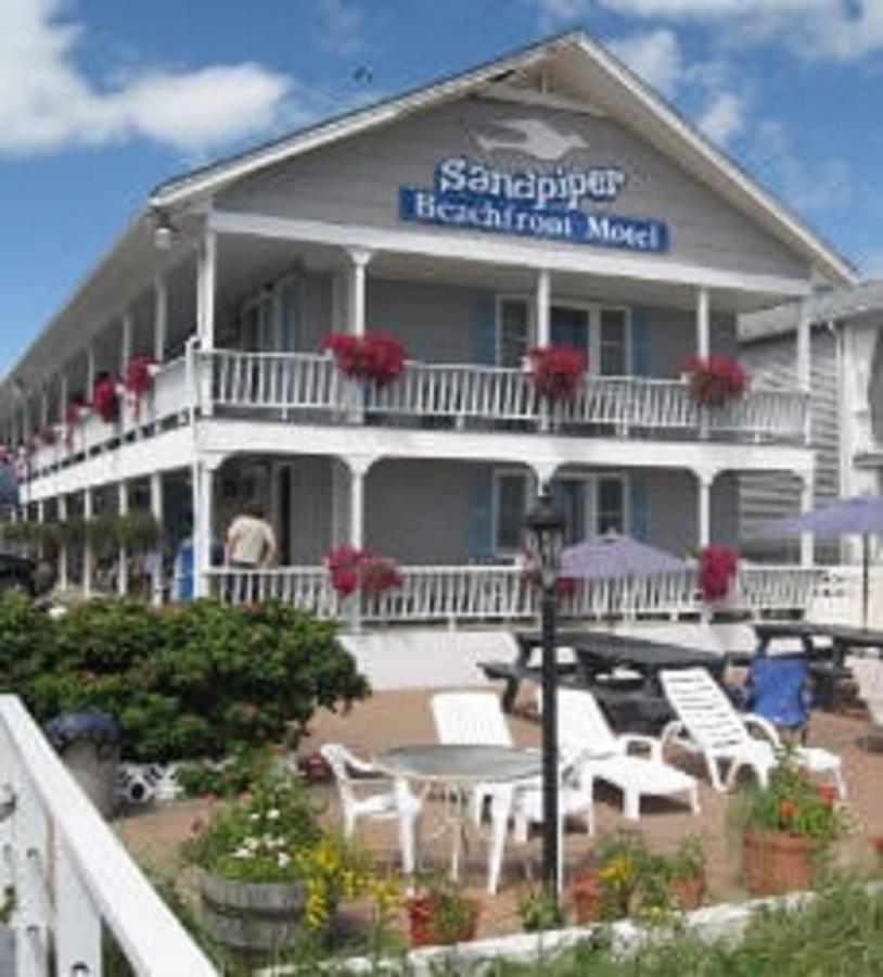 Sandpiper Beachfront Motel Олд Орчард Бийч Екстериор снимка