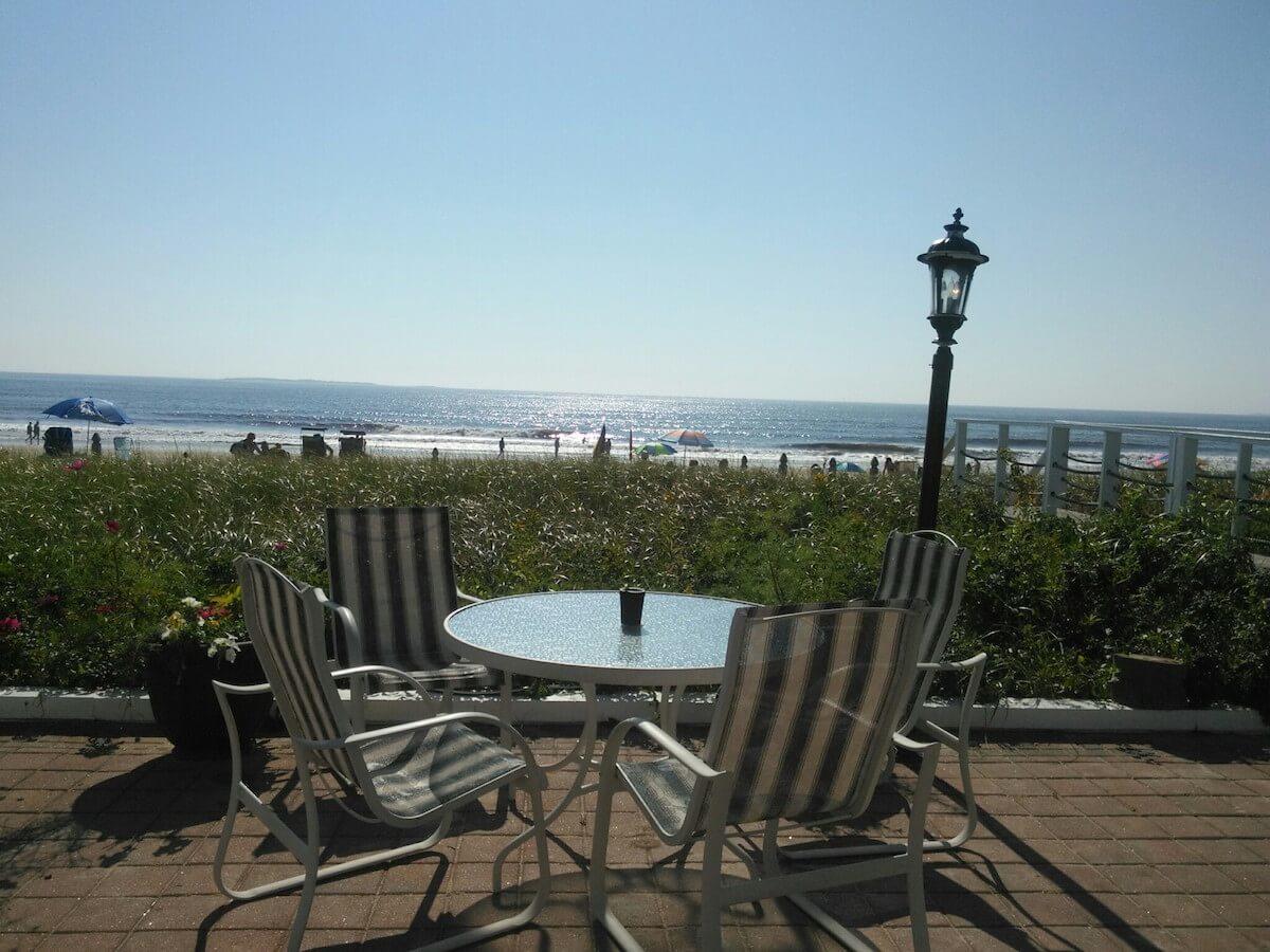Sandpiper Beachfront Motel Олд Орчард Бийч Екстериор снимка
