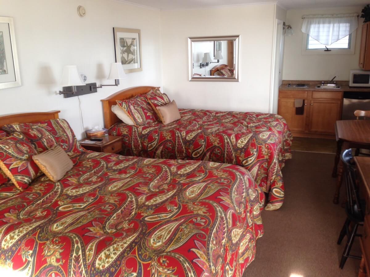 Sandpiper Beachfront Motel Олд Орчард Бийч Екстериор снимка