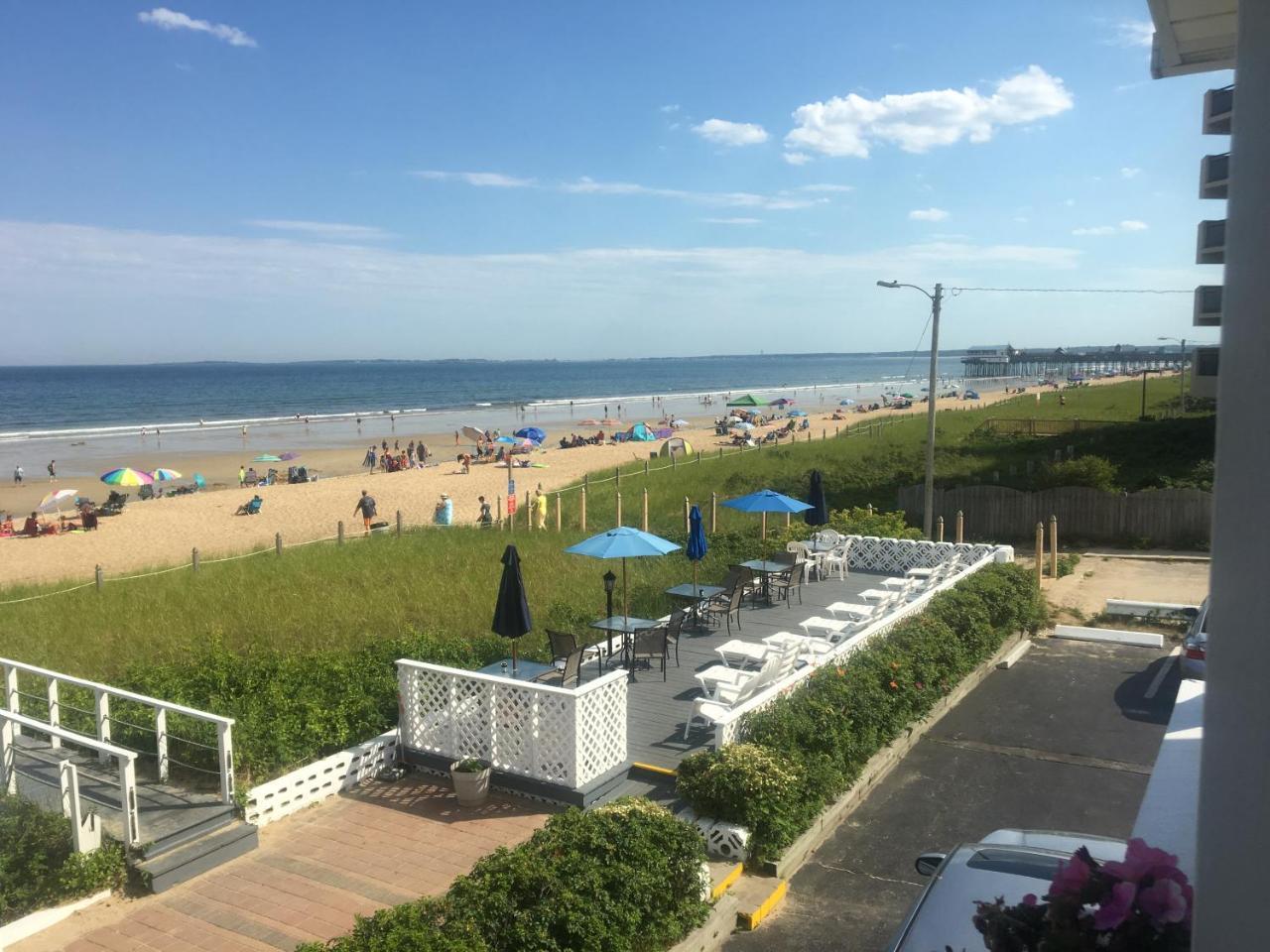 Sandpiper Beachfront Motel Олд Орчард Бийч Екстериор снимка