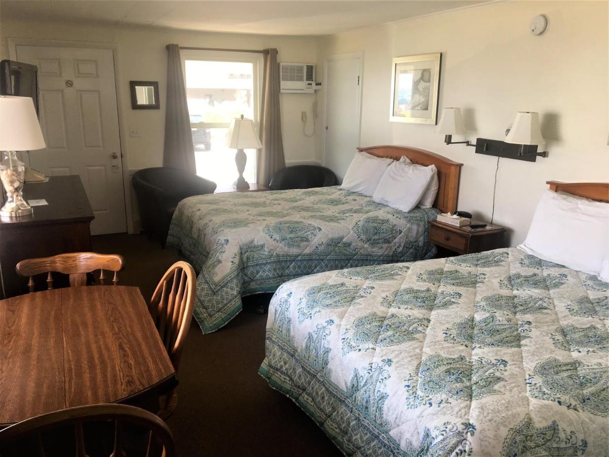 Sandpiper Beachfront Motel Олд Орчард Бийч Екстериор снимка